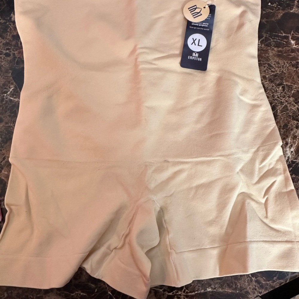 N/A Women's Cream Shapewear Bodysuit
